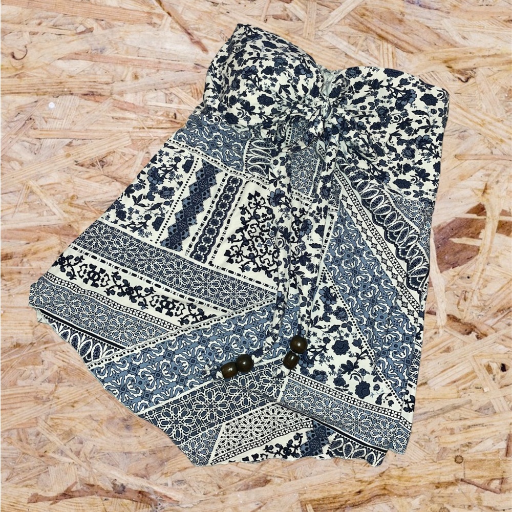 Hanky Hem Paisley Print Ruche Front Tube Top